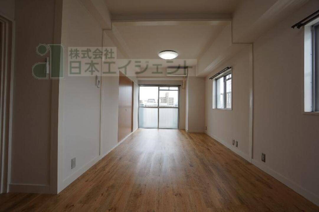 居室・リビング　リビング