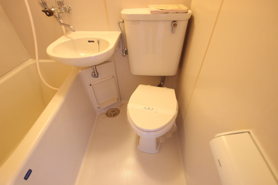 トイレ　※別部屋の写真です