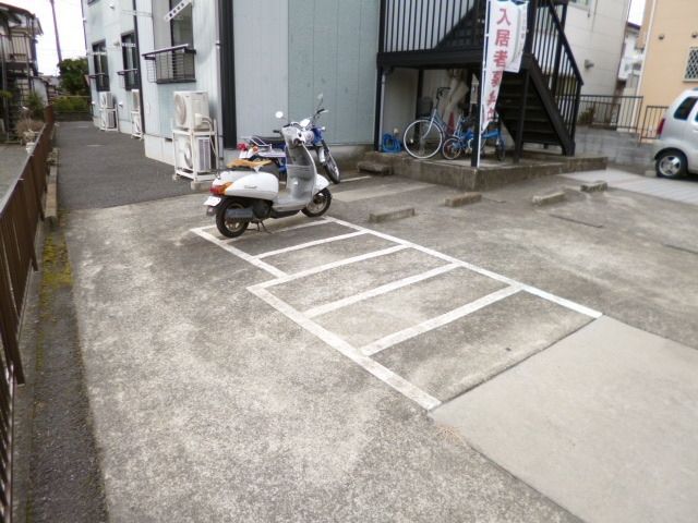 駐車場　★バイク駐輪可能★