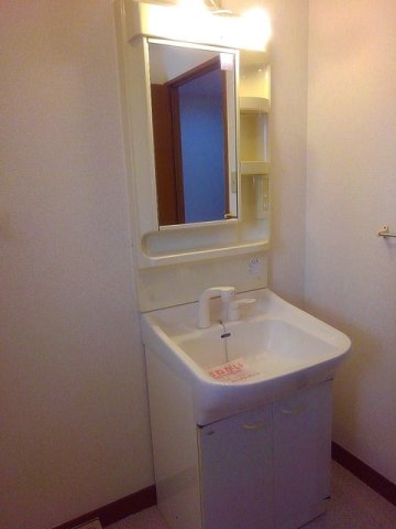 洗面設備　広い洗面スペース