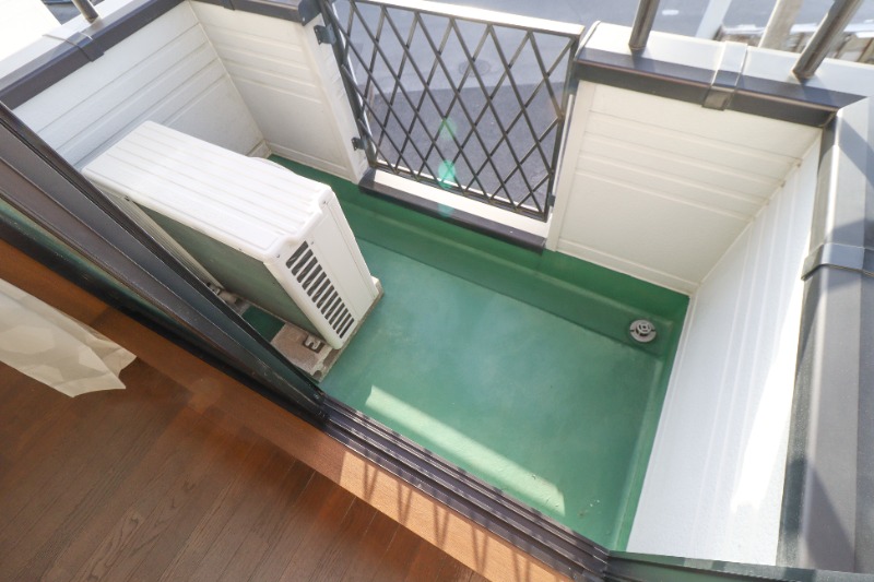 バルコニー　図面と現状に相違がある場合には現状を優先