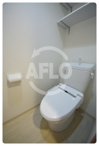 トイレ　ブリリアン夕陽丘　温水洗浄便座