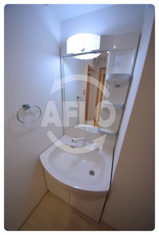 洗面設備　ブリリアン夕陽丘　独立洗面台