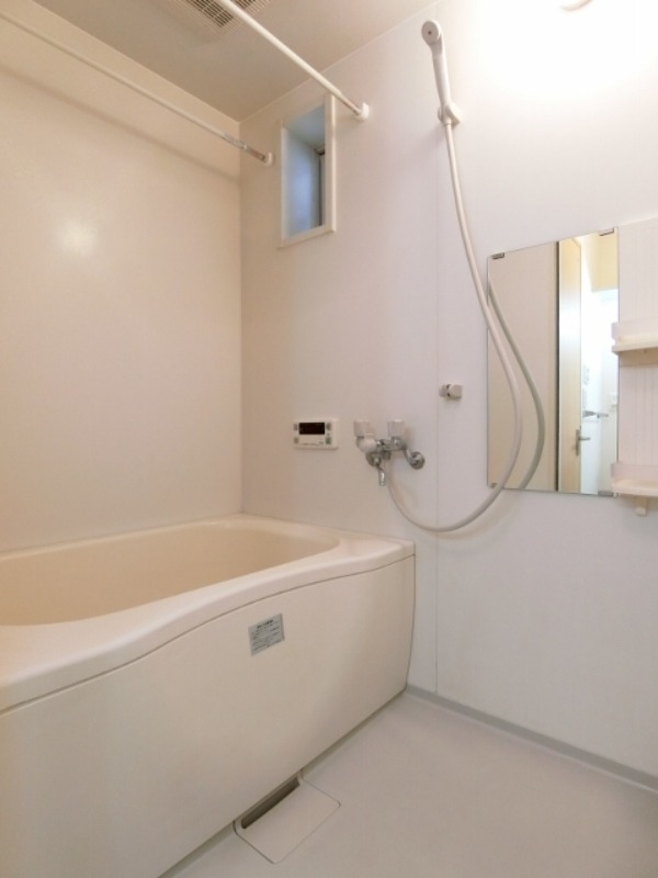 バス・シャワールーム　図面と現状に相違がある場合には現状を優先