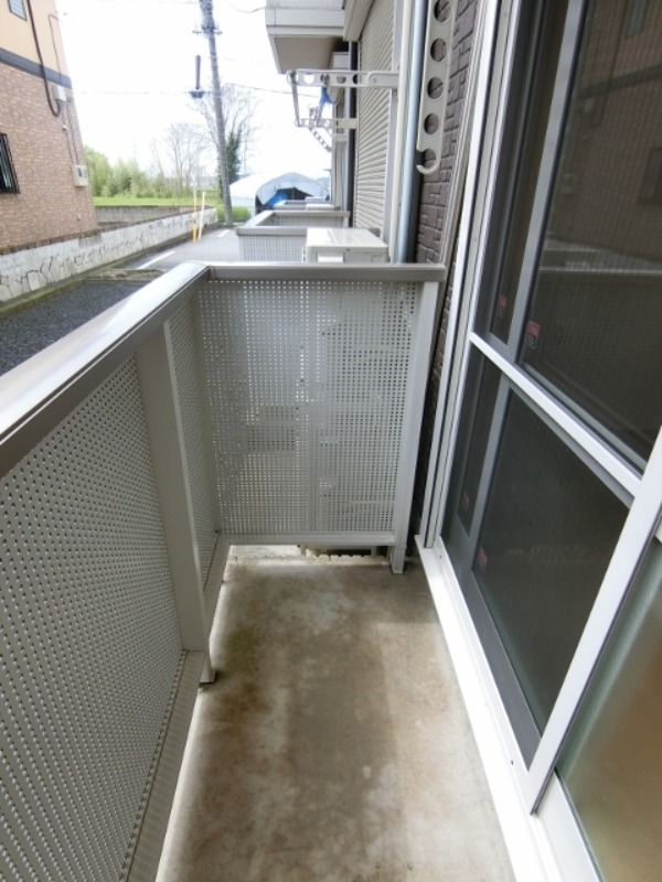 バルコニー　図面と現状に相違がある場合には現状を優先