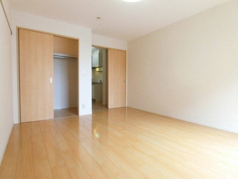 居室・リビング　図面と現状に相違がある場合には現状を優先