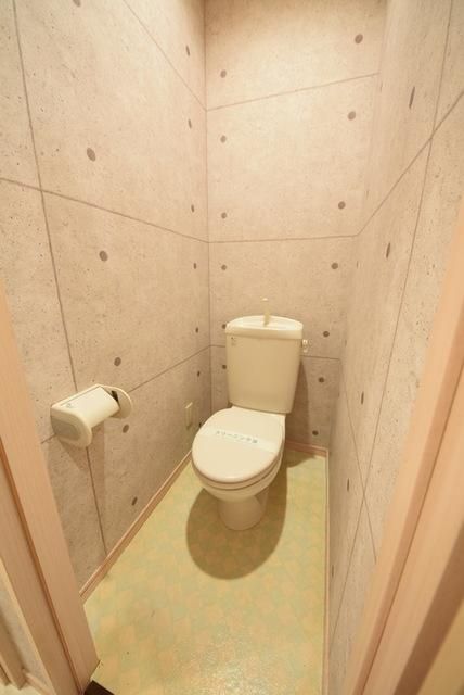 トイレ　きれいなトイレです