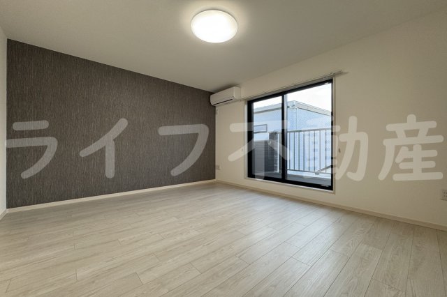 居室・リビング　ゆったりとした居間です