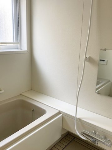 バス・シャワールーム　日々の疲れを癒すお風呂です♪