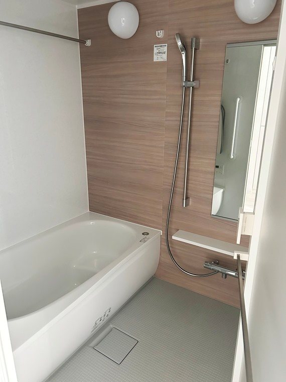 バス・シャワールーム