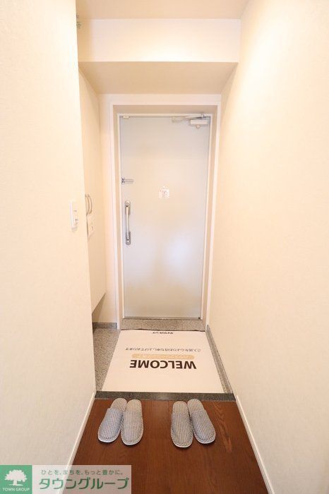 玄関　※別号室参考写真です