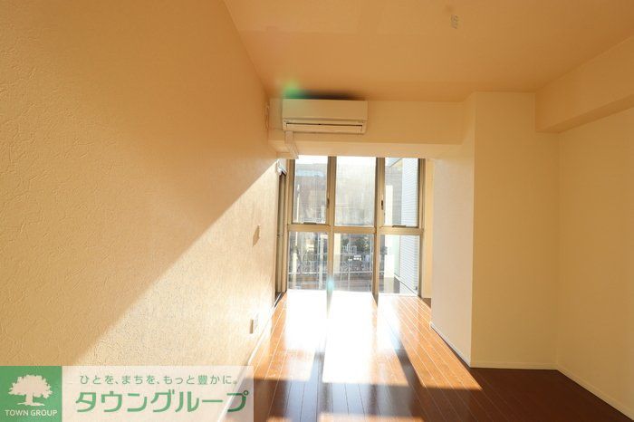 居室・リビング　※別号室参考写真です