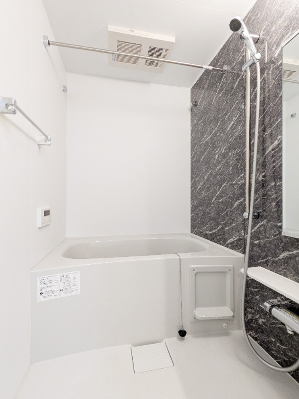 バス・シャワールーム　図面と現状に相違がある場合には現状を優先