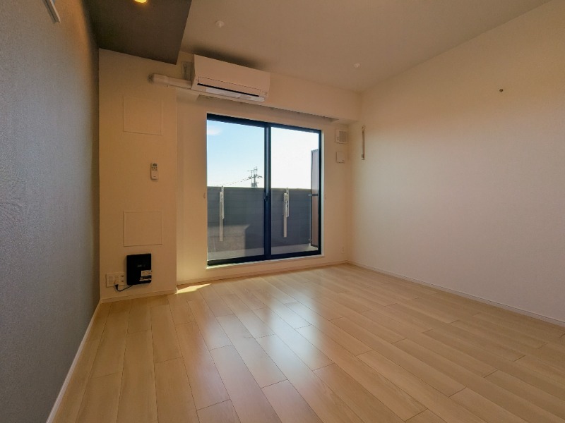 居室・リビング　図面と現状に相違がある場合には現状を優先