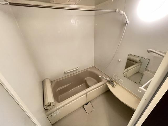 バス・シャワールーム　浴室