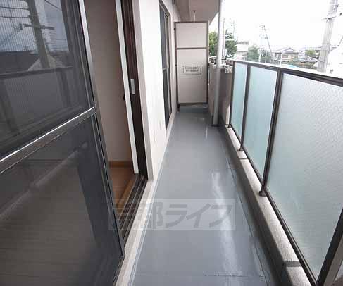 バルコニー　十分な広さですね・