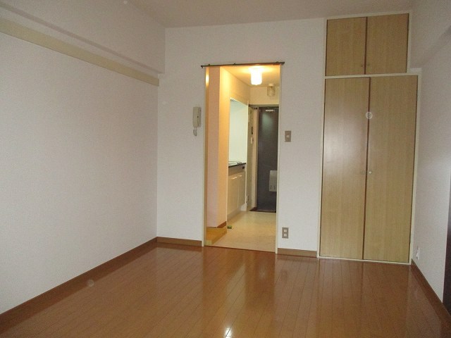 居室・リビング　別部屋参考写真