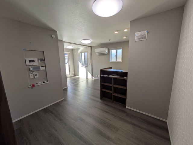 居室・リビング　１０．６帖リビング♪