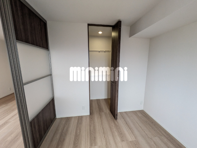 収納　隣のＷ棟流用写真です。