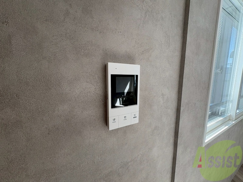 セキュリティ　ＴＶモニター付インターホンです。来客者の顔が見えるので安心！