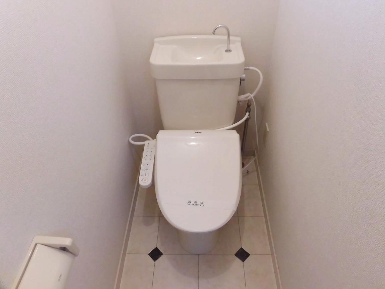 トイレ　トイレ