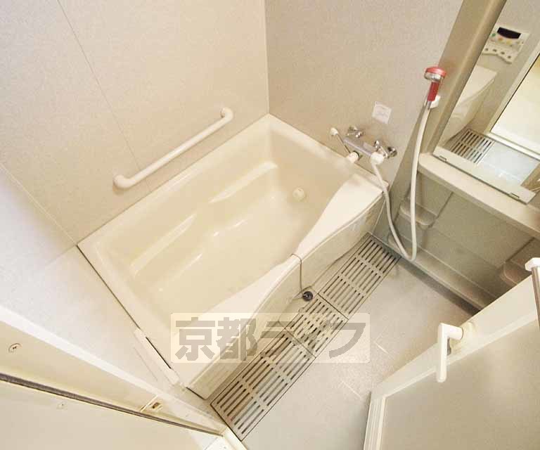 バス・シャワールーム　２ＬＤＫタイプです