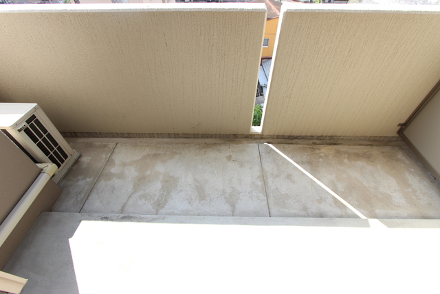 バルコニー　現状優先です。