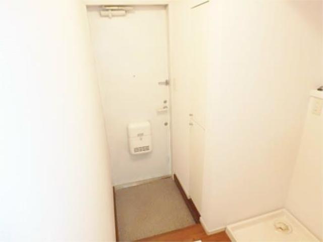 玄関　別タイプのお部屋の写真です