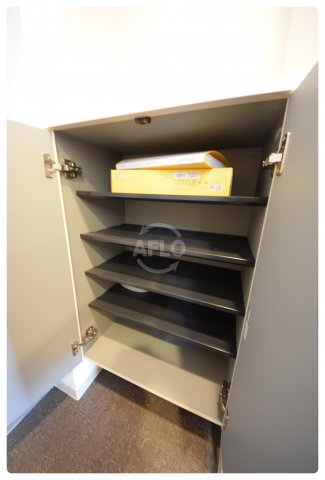 収納　天王寺エルモ　シューズボックス