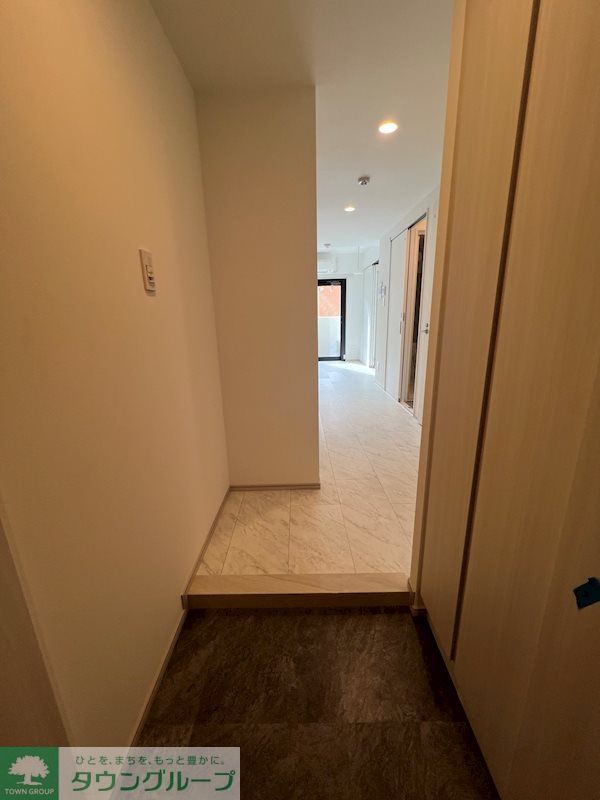 玄関　※参考写真