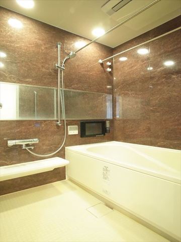 バス・シャワールーム