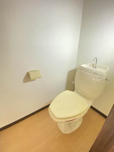 トイレ　トイレ