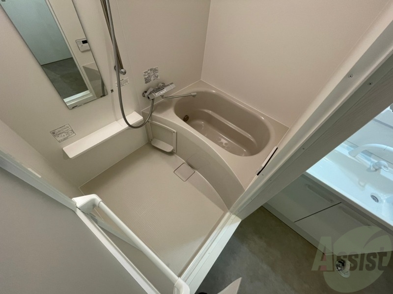 バス・シャワールーム　お風呂になります。一日の疲れを癒してくださいね。