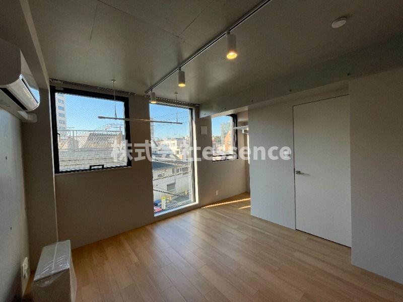 居室・リビング　弊社ではオンライン対応・現地対応可能です♪