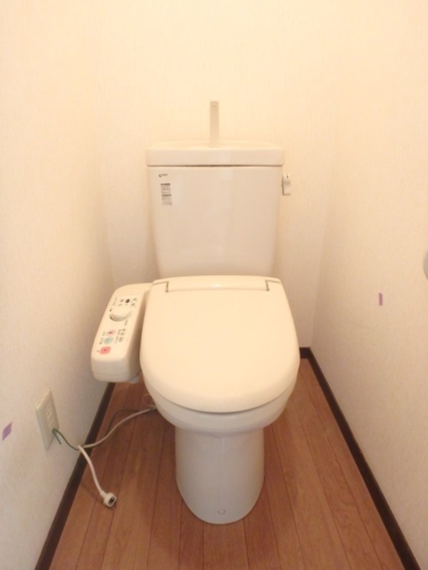 トイレ　図面と現状に相違がある場合には現状を優先