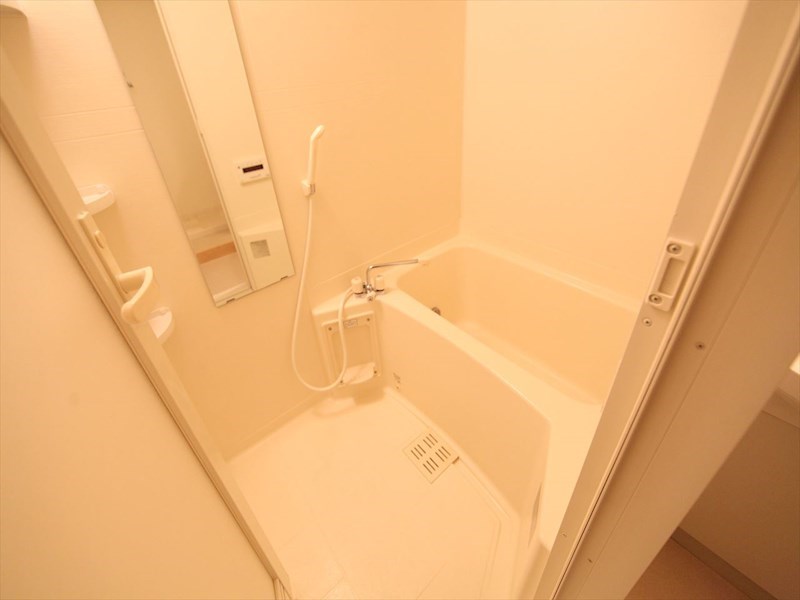 バス・シャワールーム　追い焚き　浴室暖房乾燥機　24時間換気　オートバスバスルーム