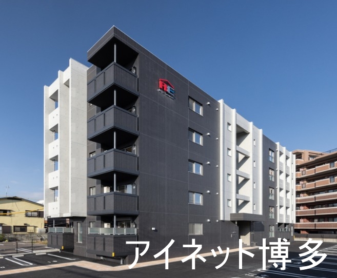 建物外観　オシャレな外観ですね