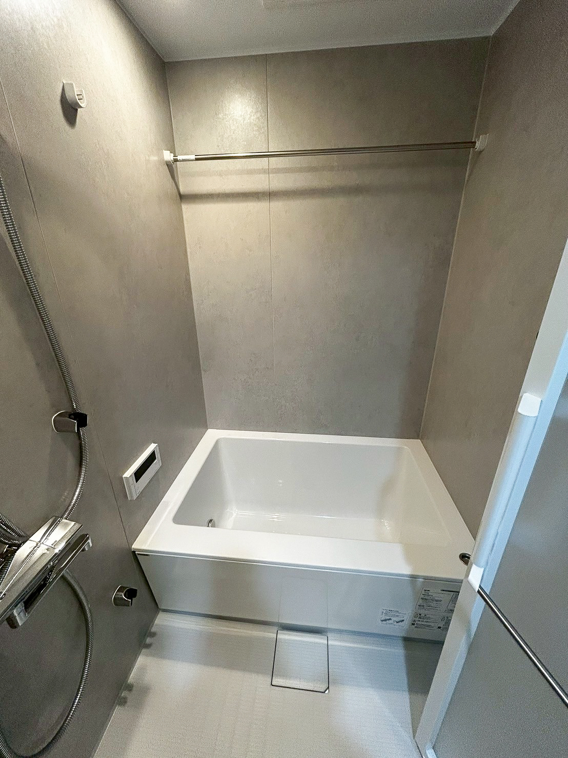 バス・シャワールーム　現状優先