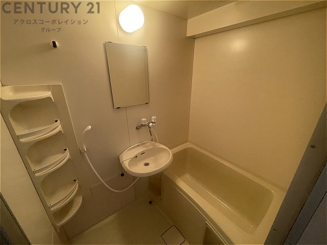 バス・シャワールーム　バストイレ別でおすすめです！