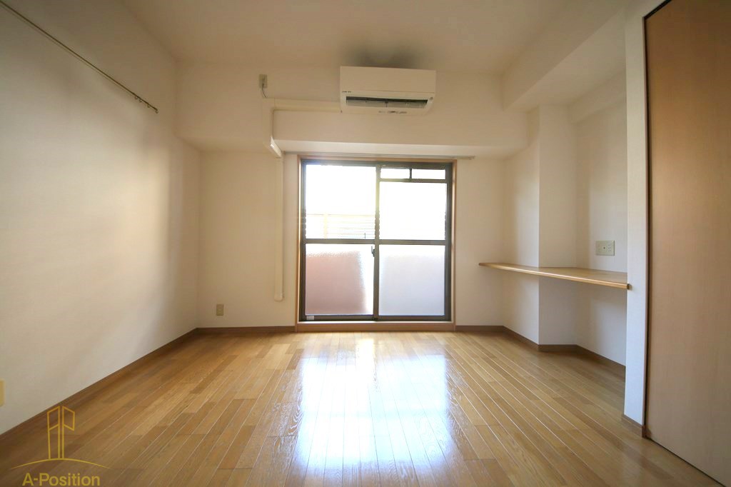 居室・リビング　エル・セレーノ九条