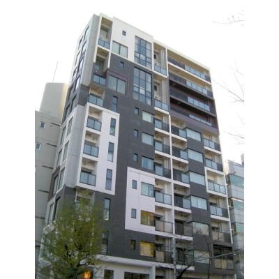 建物外観　弊社では仲介手数料が賃料の半月分+税