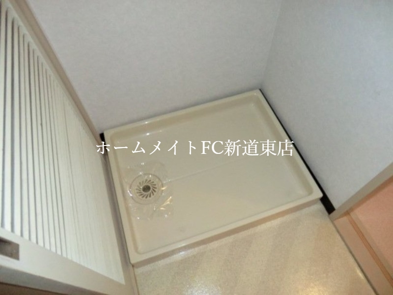 その他設備　洗濯機置場