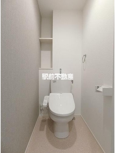 トイレ　※間取り反転タイプ