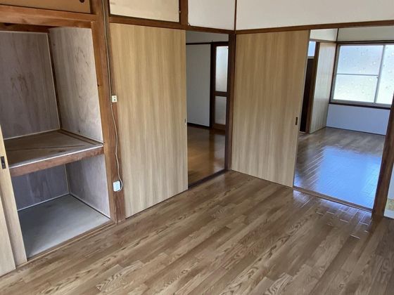 収納　※別号室の写真です。