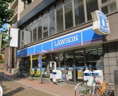 コンビニ　ローソン 滝野川七丁目（コンビニ）まで179m