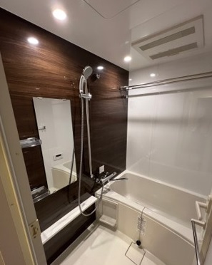 バス・シャワールーム