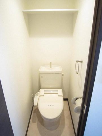 トイレ　※他のお部屋のお写真です。