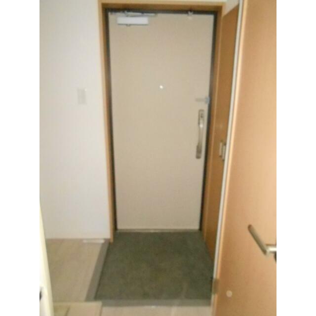 玄関　参考写真（同物件別部屋）