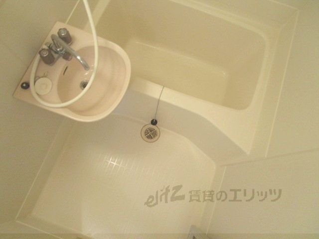 バス・シャワールーム　風呂