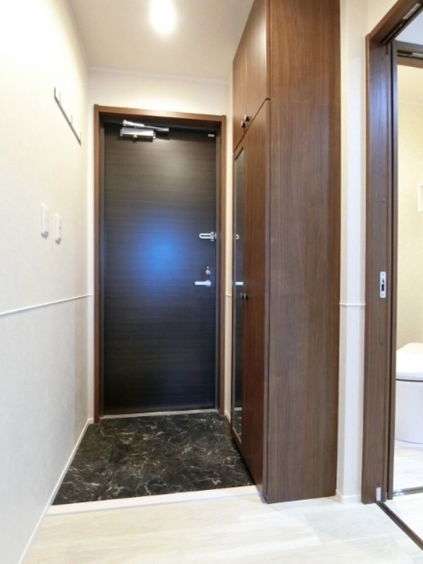 玄関　図面と現状に相違がある場合には現状を優先